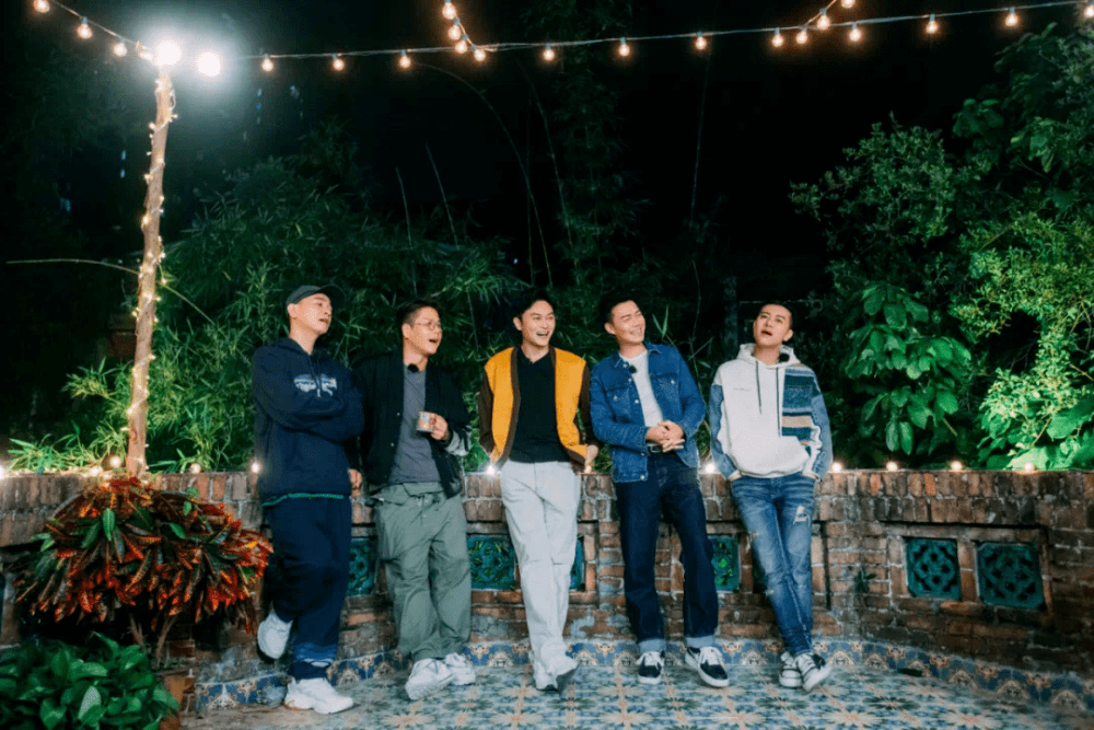 节目组|第一期就这么好笑，《大湾仔的夜》也太让人上头了吧？