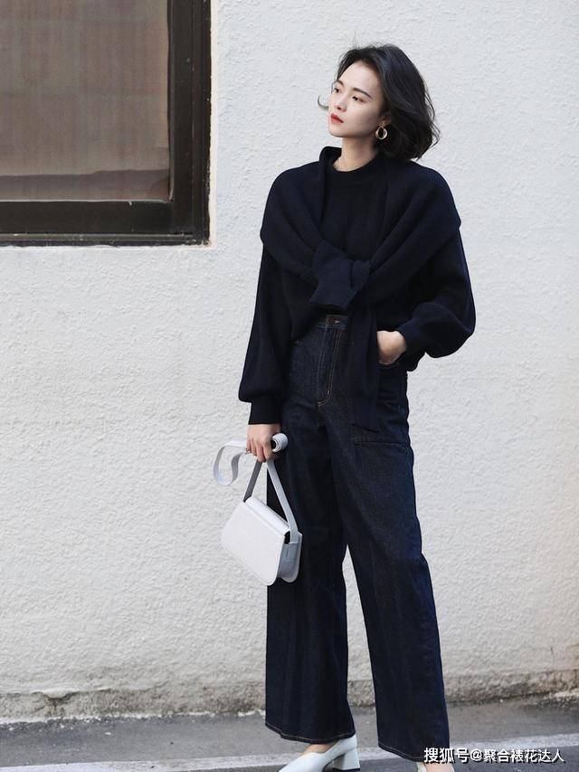 丽人 气质简约的“牛仔裤”，今冬流行这样穿，洋气显瘦，变身都市丽人