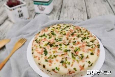 葱花|冬天早餐吃它最合适,不煎不烤,加火腿上锅一蒸,出锅全家抢着吃