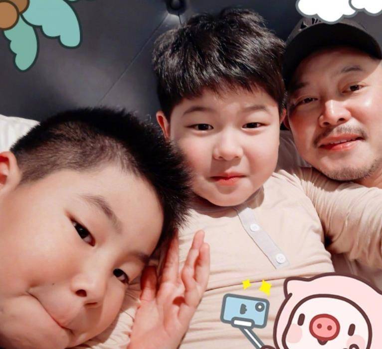 东北|安吉近照发胖明显，东北宋仲基帅气不再！粉丝吐槽：逐渐“沙”化