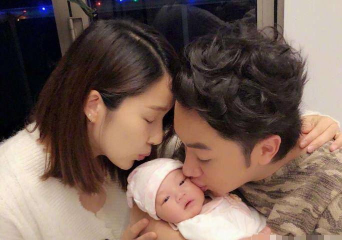 王祖蓝|36岁李亚男诞下二胎，晒出全家福大宝吸睛，网友：越来越好看