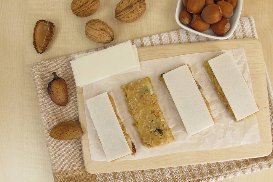 功效|防治肾结石，可多吃核桃等5种食物有益处