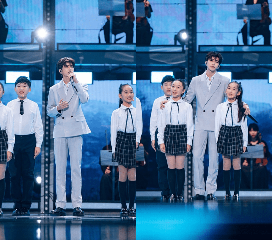 黑色 蔡徐坤的颜值真禁得住生图摧残，不修图侧颜都好看，穿西装太有范