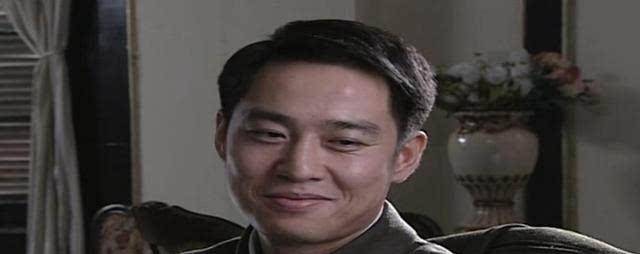 演技|这6位剧抛脸的男演员，演正派让人肃然起敬，演反派让人恨之入骨