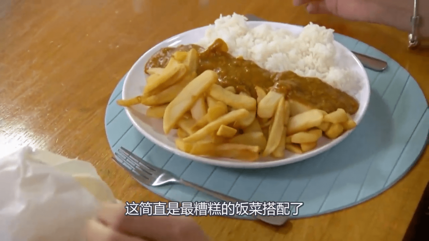 体重|84斤瘦子和308斤胖子交换饮食，一顿抵三顿，睡着还要被迫吃宵夜