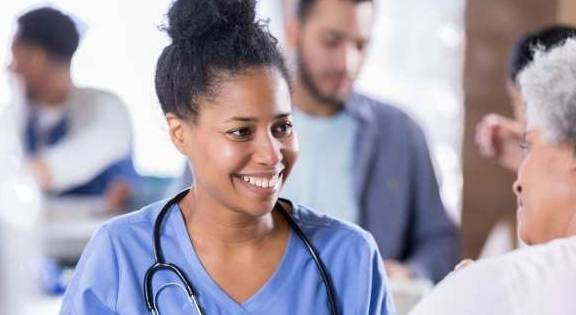 饮食|血糖偏高的人,平时谨记3个原则,坚持下来,降血糖效果不错