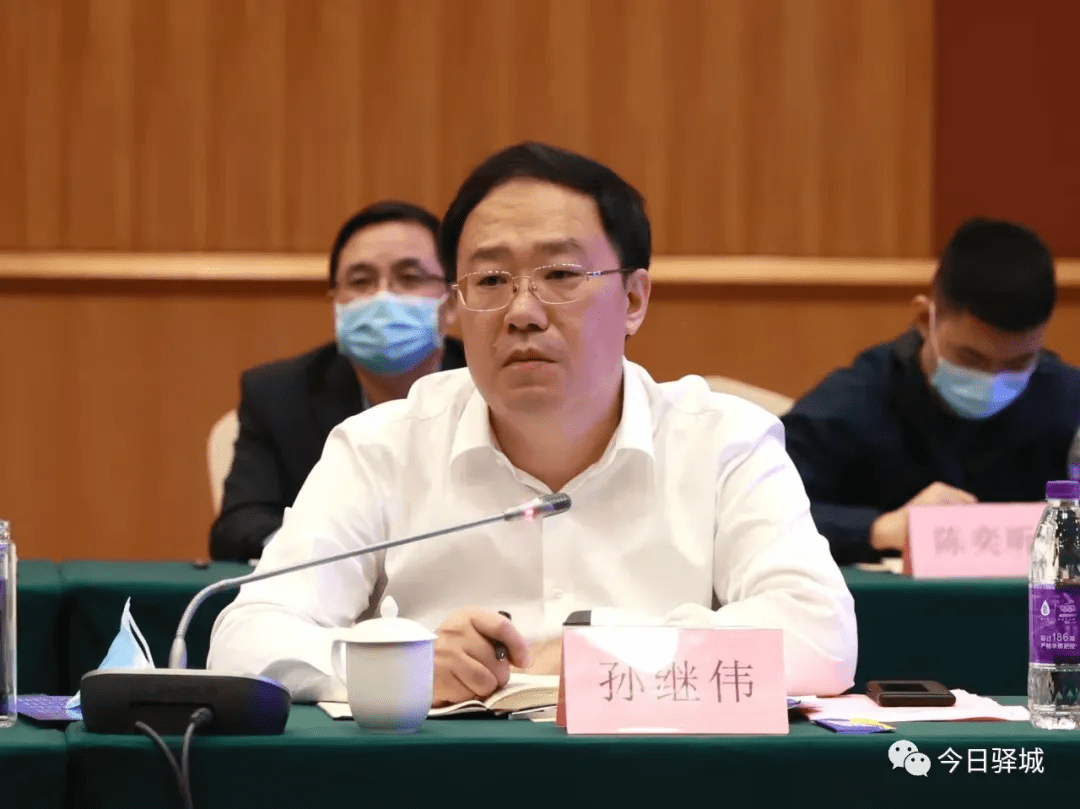 李跃勇率团赴粤港澳大湾区开展产业链招商活动_驻马店市