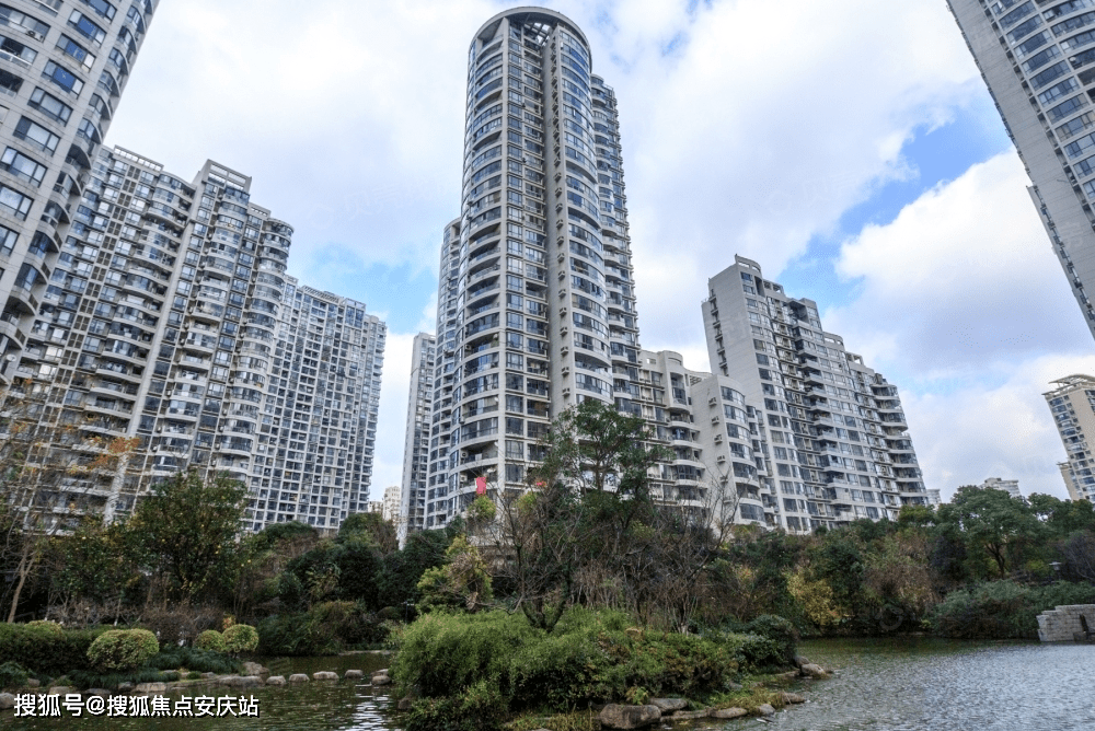 官方上海新湖明珠城沿街商铺售楼处电话售楼位置最新房源价格
