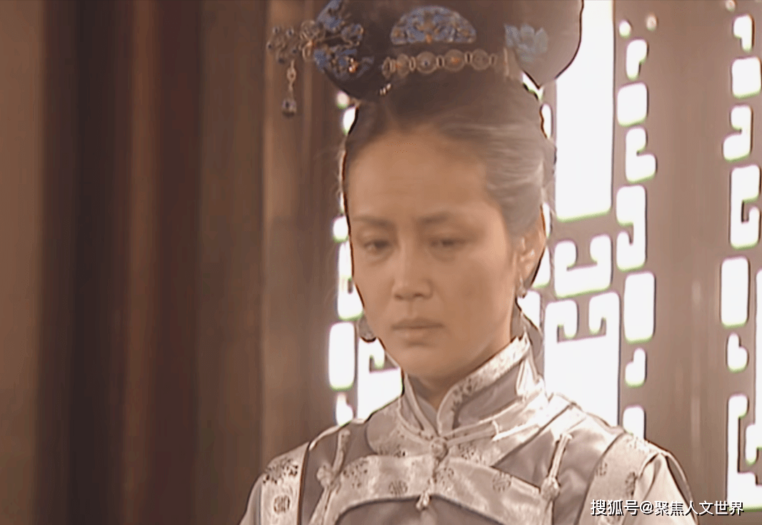孝庄去世时,苏麻喇姑已经76岁,康熙见她日渐消沉,最终决定将庶妃万琉