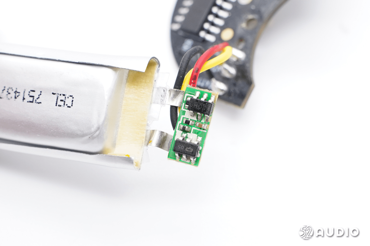 采用恒玄BES2500系列主控方案，NOKIA诺基亚E3511真无线降噪耳机拆解报告