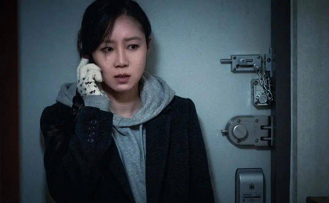 剧情|为什么翻拍后的《门锁》没那么吓人了？