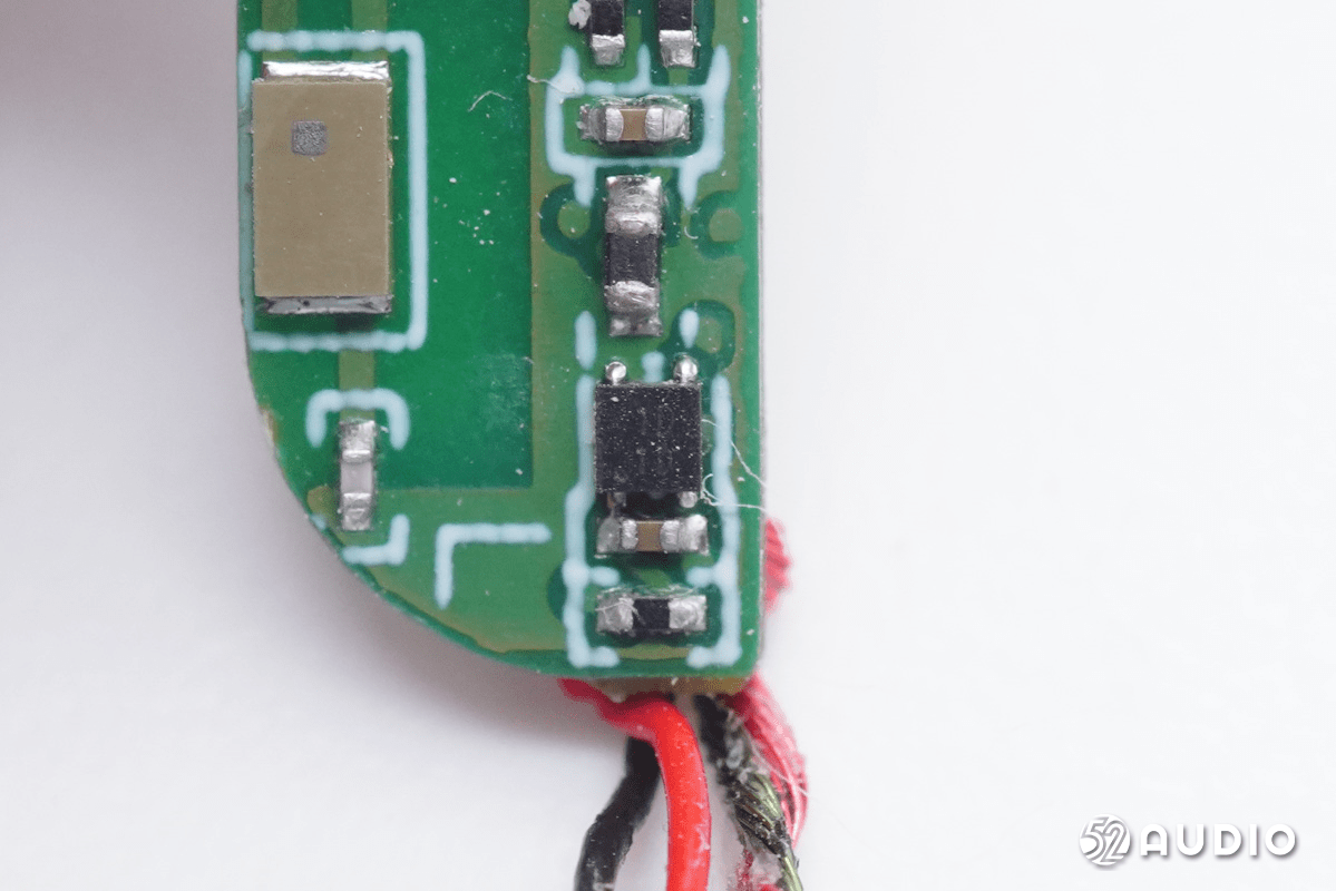 采用恒玄BES2500系列主控方案，NOKIA诺基亚E3511真无线降噪耳机拆解报告