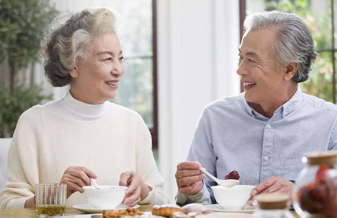 胃部|身边有胃不舒服的，吃饭前记住这“3件事”，胃会悄悄好回来