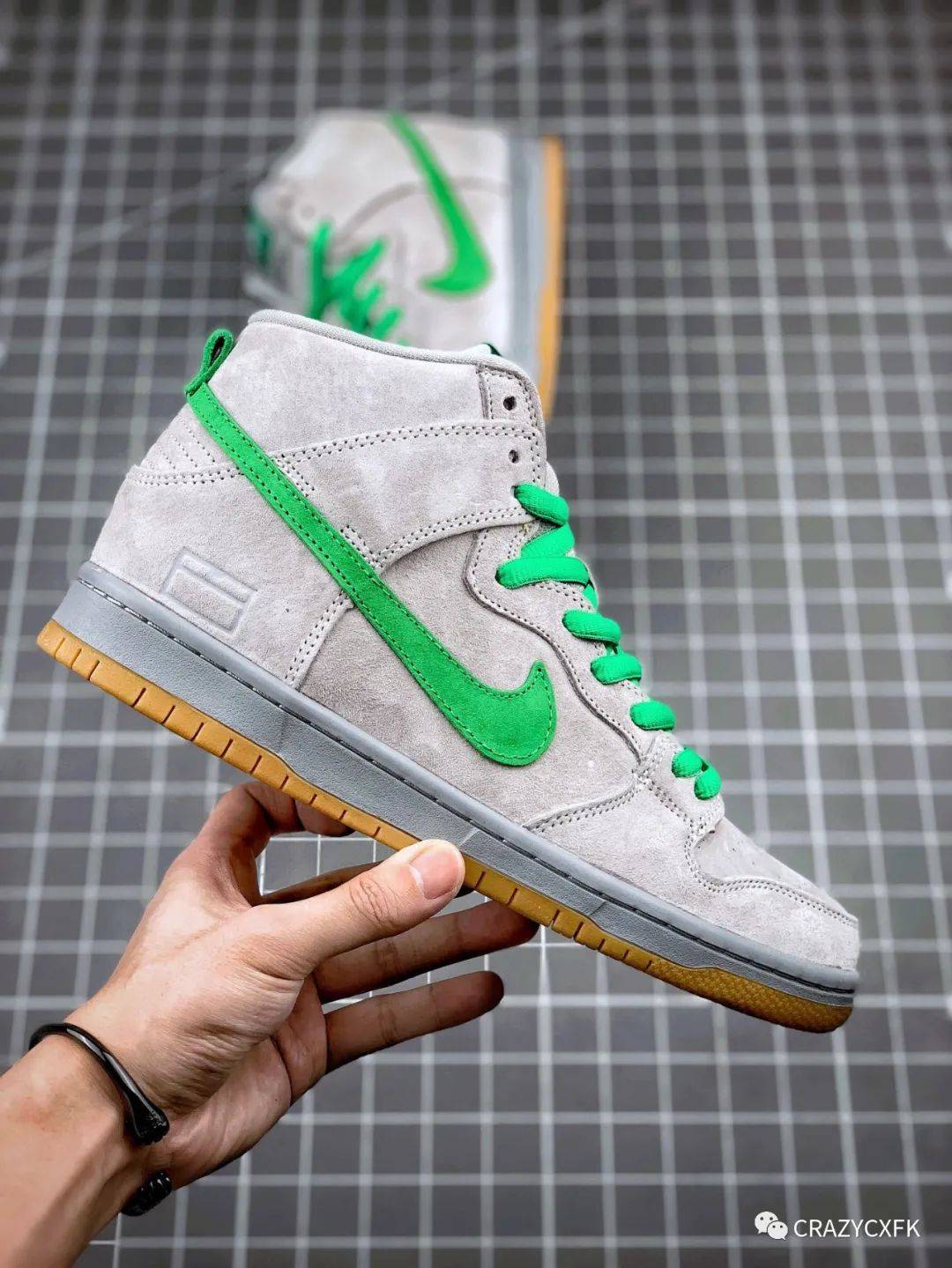 耐克nike dunk sb high prm grey box 灰绿生胶高帮运动板鞋