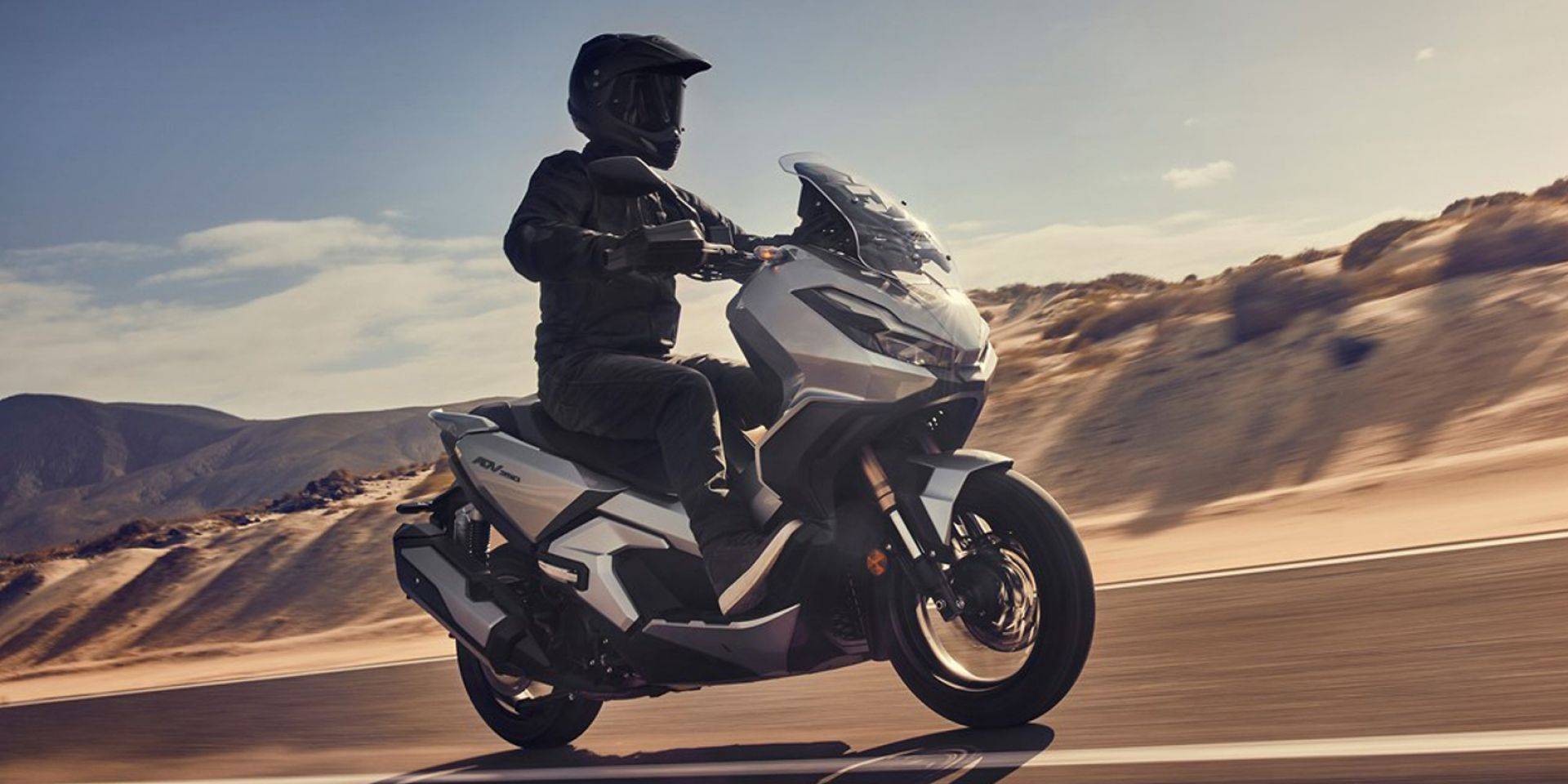 2021米兰车展本田跨界踏板adv350海外发布
