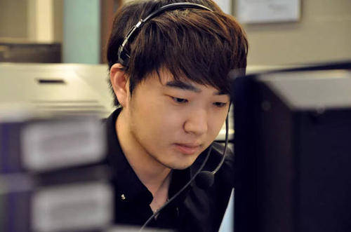 卫视|年度综艺霸屏榜：何炅和谢娜各自上榜3次，排名第六的综艺已停播