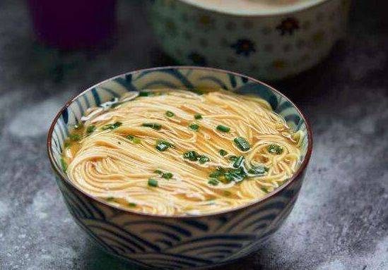 葱花|早餐孩子最爱它，5分钟出锅，鲜香美味不油腻，1周吃5次，吃上瘾