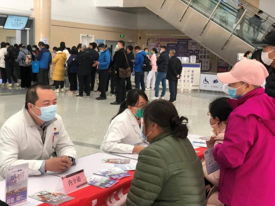 四医院|扩大认知 遏制耐药 药学部开展提高抗微生物药物认识周活动