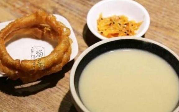 汤汁|排名前5的“尴尬”早餐，是当地人的最爱，外地人：不会吃第二次