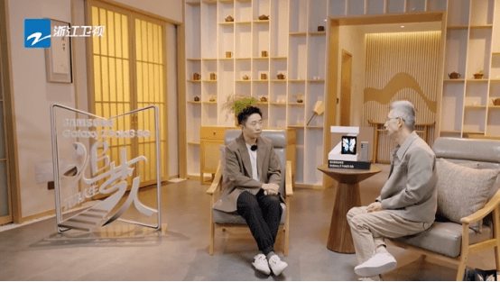 Fold|长在笑点上的男人来了——杨迪与三星Galaxy Z Fold3 5G共同追忆“那些年”