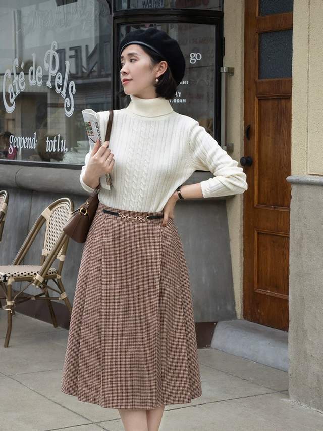 黑色 这才是毛衣的正确穿搭,简单优雅又减龄,轻松穿出20岁的感觉