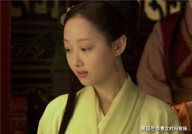 单眼皮女人“眼型”一般分这5种，三种好看，两种丑，快看看你是哪种？