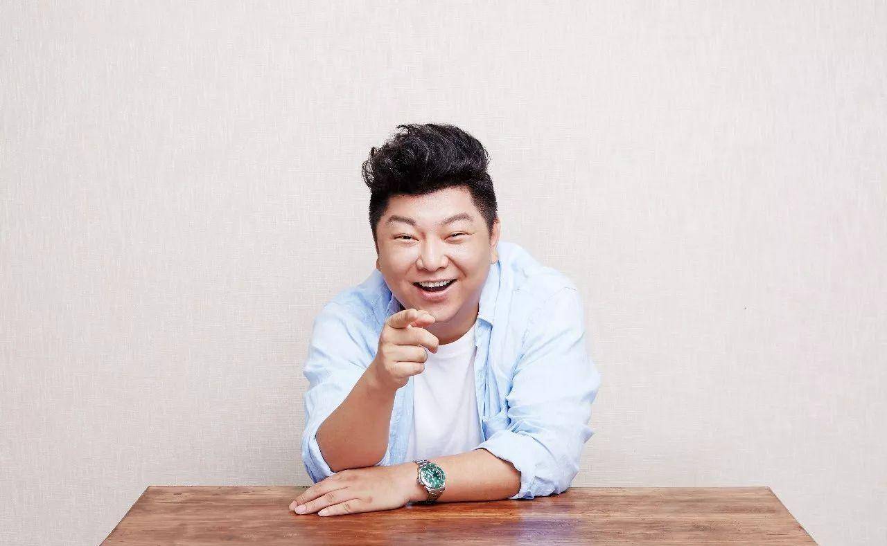 军旅|他是军旅剧专业户，拍恋爱戏让助理准备漱口水，放到过期都没用