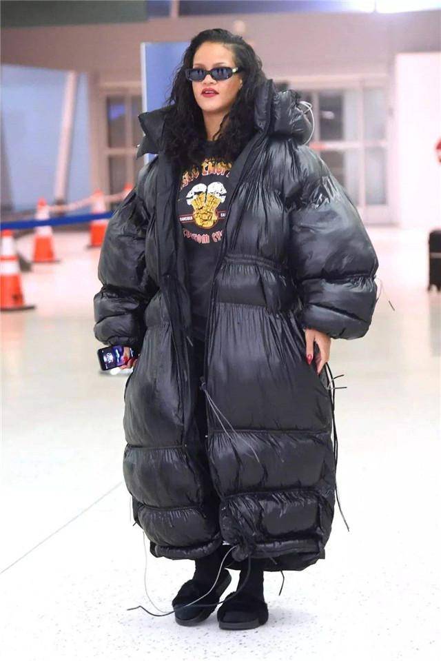 妙计 女人过年走亲戚串门，一定不要穿这3种衣服，否则被人笑话还尴尬