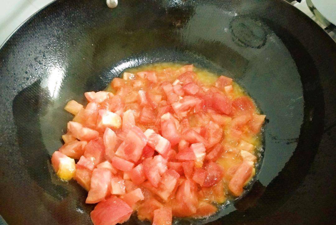 番茄酸汤肥牛的做法家常简单 66146005ebbd4d01a319c1acd6b67753.jpeg