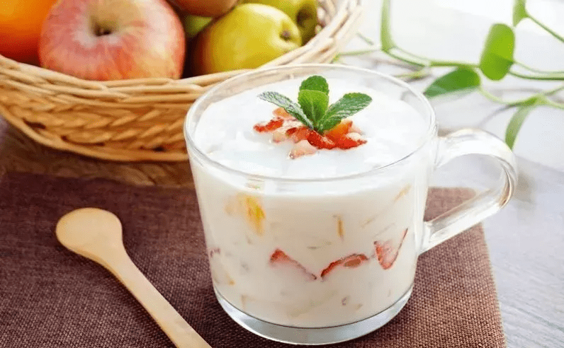 酸奶配什么吃坏肚子 8a9874ae9ebd45c29e4f93706715b2a0.png