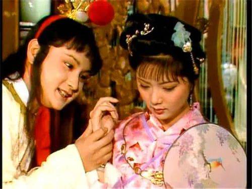 红楼梦2010版演员现状 db8ee92f531b48f88555496a19508958.jpeg