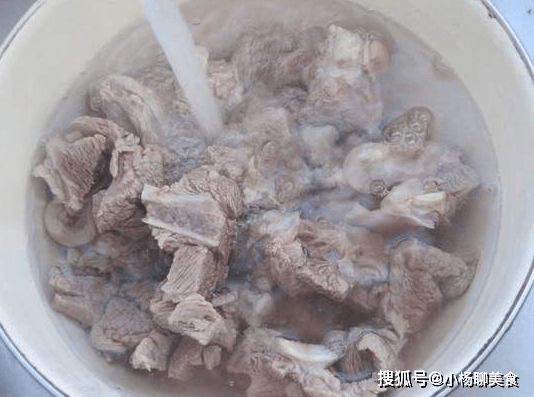 怎么把肉煮软烂 e2449f0c84f34ed98117acf9825e45b2.png