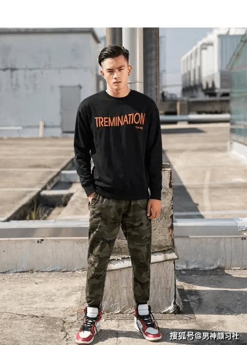 卫衣 卫衣这种万金油款都能穿得这么丑，那肯定是因为裤子