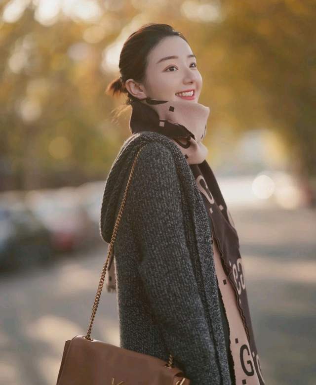 配饰 学会穿搭太重要了,3个穿搭技巧,让你轻轻松松在冬天里变美