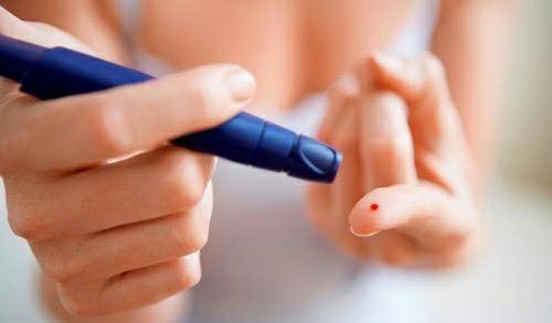 什么是高胆固醇血症和冠心病 a9f337bfe4c64325b55a351d907de520.jpeg