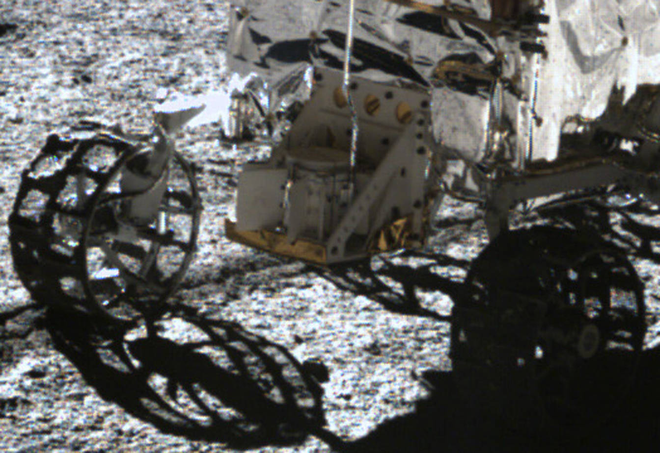 NASA版嫦娥探月：毒蛇号月球找水车，规模是玉兔二号的3倍