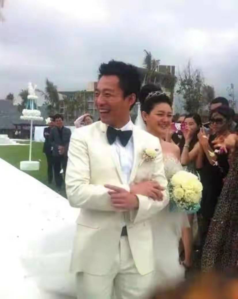 离婚后找的男友不结婚单身女人找个性伙伴 自媒体热点