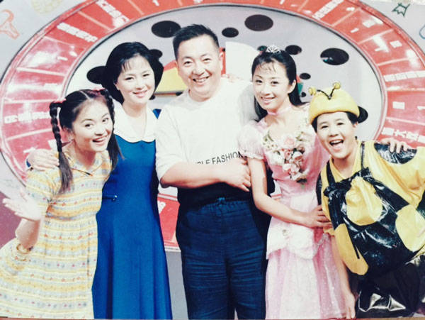 儿童节目主持人董浩叔叔 dcf378f33be643e59822978d9f965ba8.jpeg