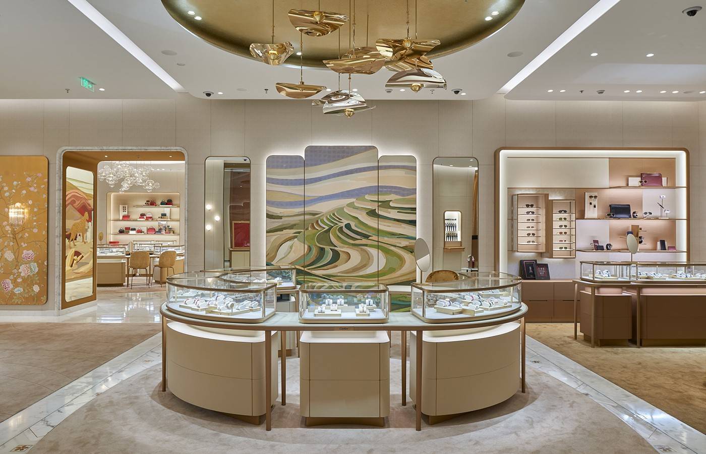 杨千嬅,窦骁,何超莲为卡地亚深圳湾万象城精品店优雅启幕