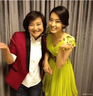 喜剧|张小斐改签和颂传媒，贾玲大气放人，成为各大喜剧集团榜样