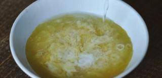 人体|早餐吃开水冲鸡蛋，坚持一段时间后，身体可能会发生这些变化