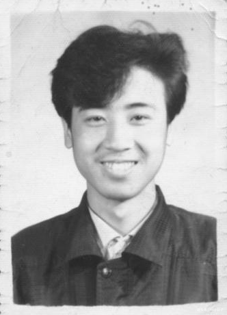 于和伟|跑12年龙套,38岁才成名,于和伟到底多能忍?