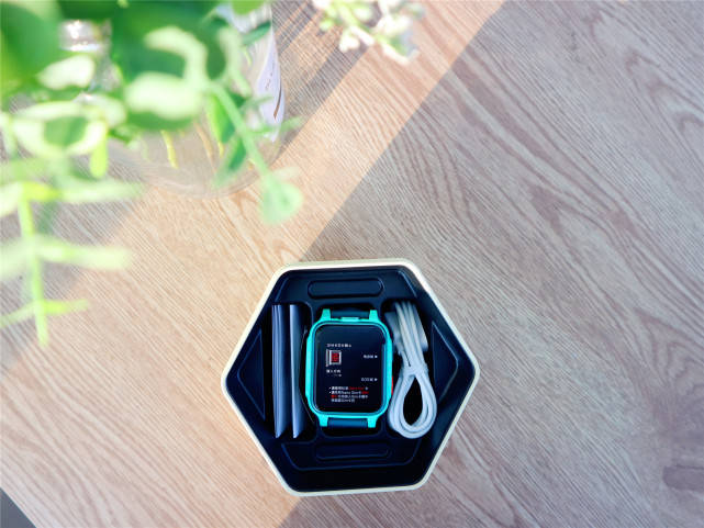 360儿童学习手表P2，一款适合学习的手表