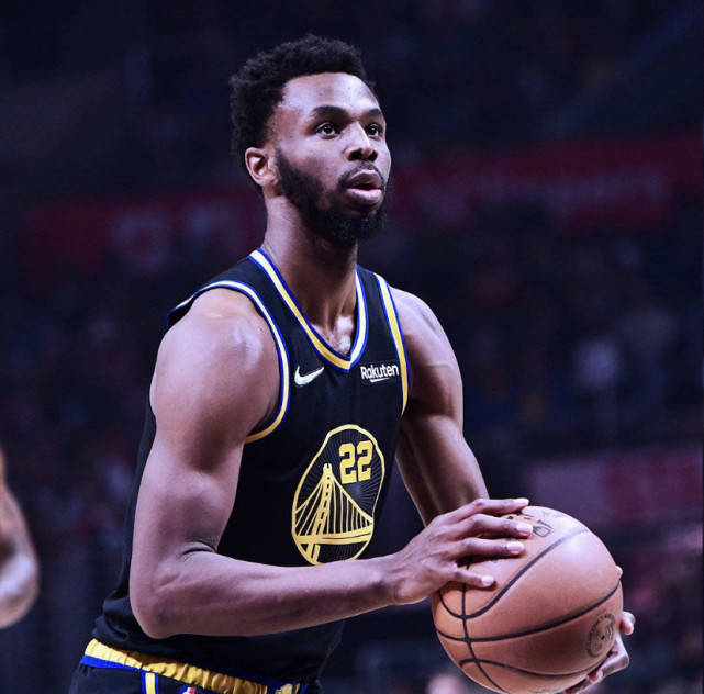 征服|庫里MVP穩(wěn)了？庫里征服快船球迷，轟下30＋6，勇士擊沉快船