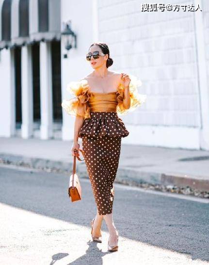 辣妈 小个子辣妈的四季穿搭圈粉了,时尚百变,160的身高穿出170的气势