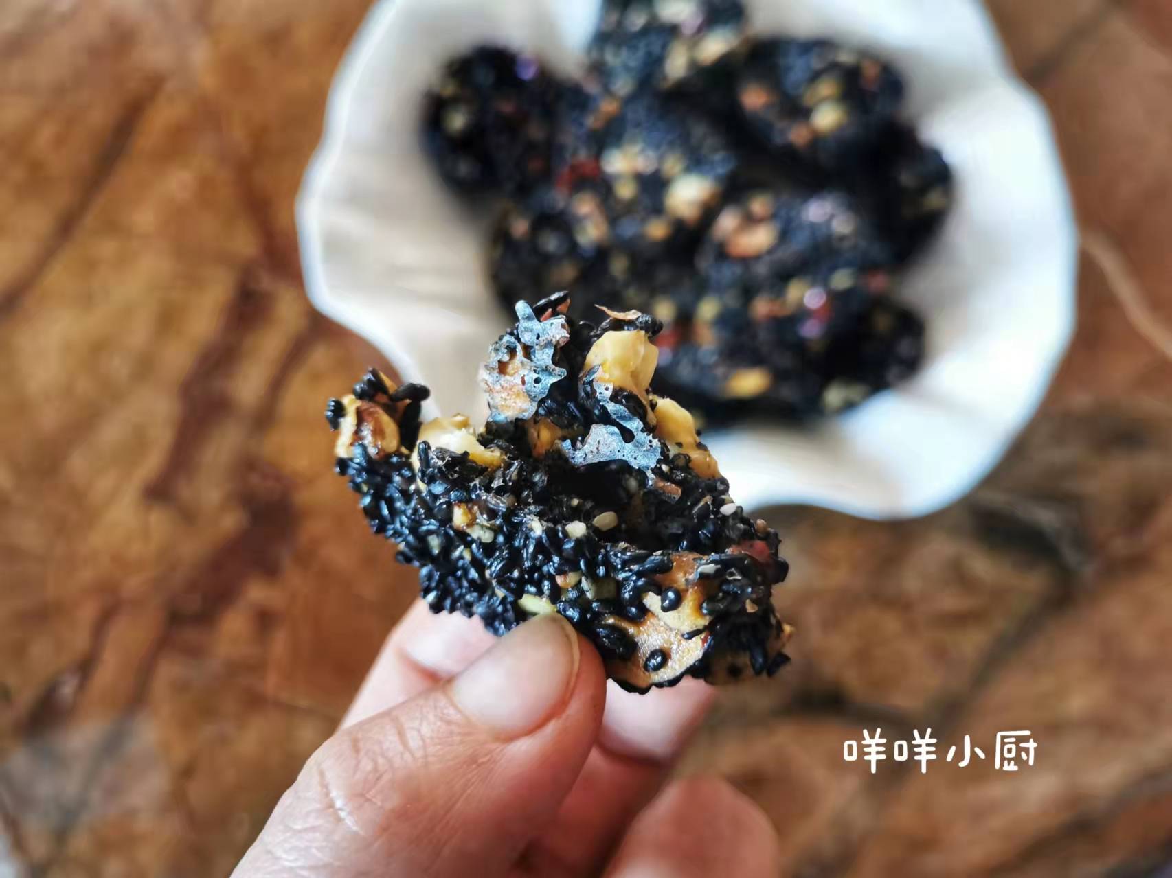 薄脆|无油无糖无添加的小零食,养血健脑,取材方便操作简单,一看就会