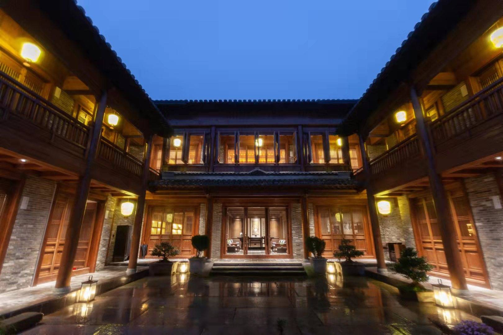 (直接导航搜:道隐山居,也可以找到)地址:湖北省十堰市丹江口市武当山