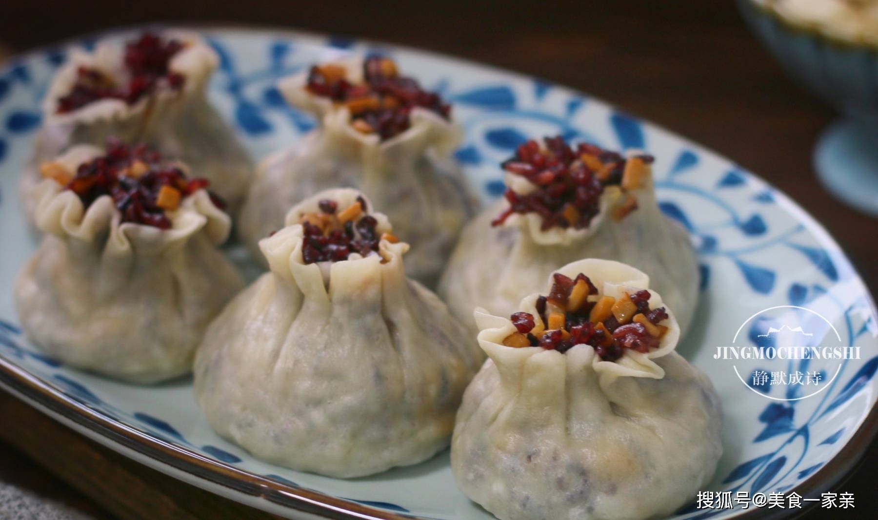 包子|除了包饺子，饺子皮还有更好的吃法，三两下蒸一锅，孩子早餐最爱