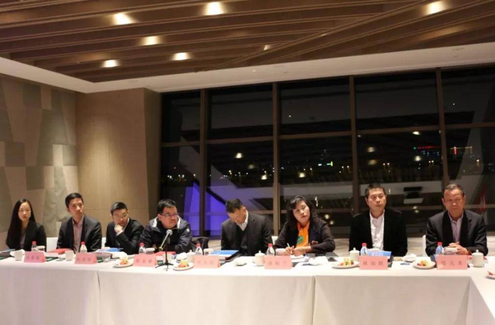 董事长郭加迪带领乡亲海外致富,在莆田打造了郭氏鞋业,再到上海打造