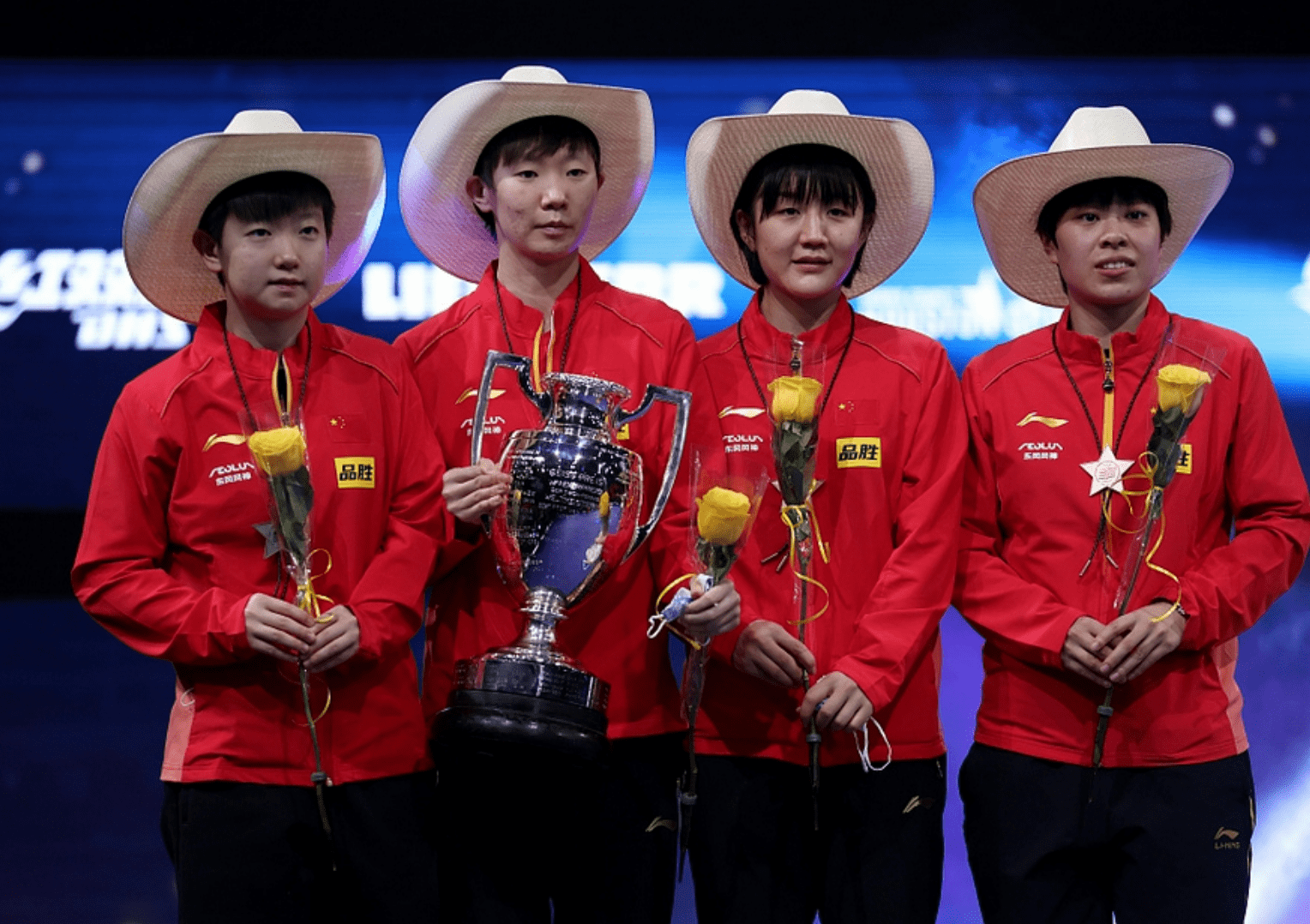 李隼|张怡宁在CCTV5夸赞王曼昱！李隼：鳗鱼PK莎莎，就像王楠VS张怡宁